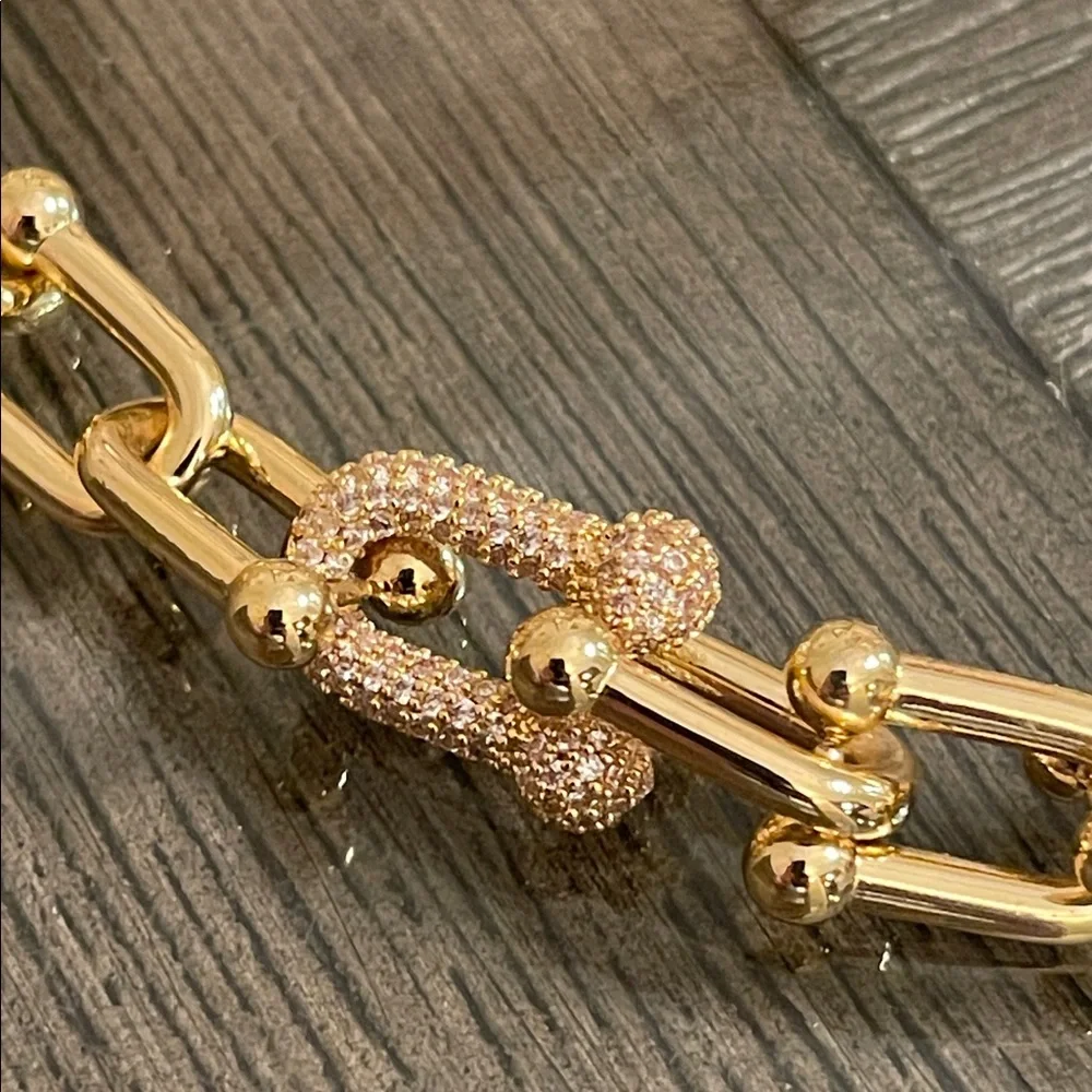 MICHELLE MCDOWELL Lucille Necklace Pave Accent Link 17 3/4” approx Gold-tone - Picture 2 of 16